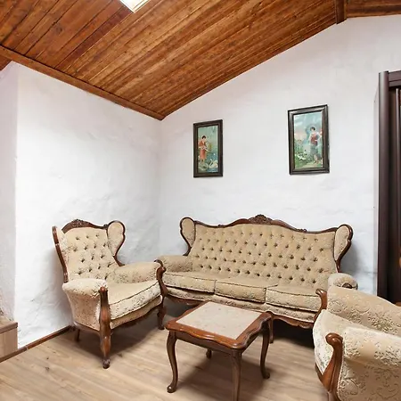 בית נופש El Cazador 1 *