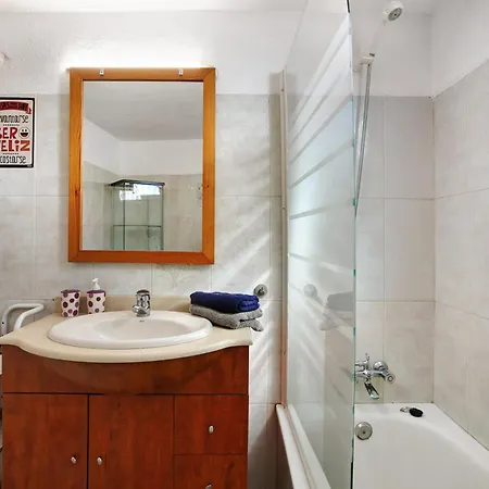 בית נופש El Cazador 1 *