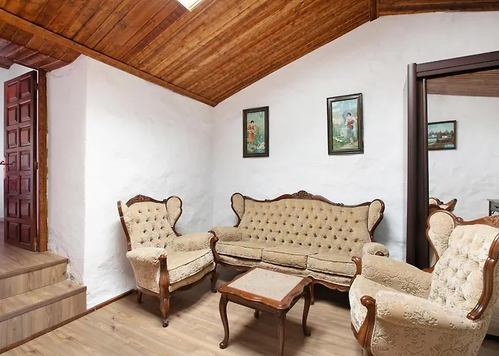 Semesterbostad El Cazador 1 *